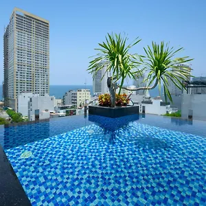 Tashi Ocean & - Free Gym Access Отель Дананг