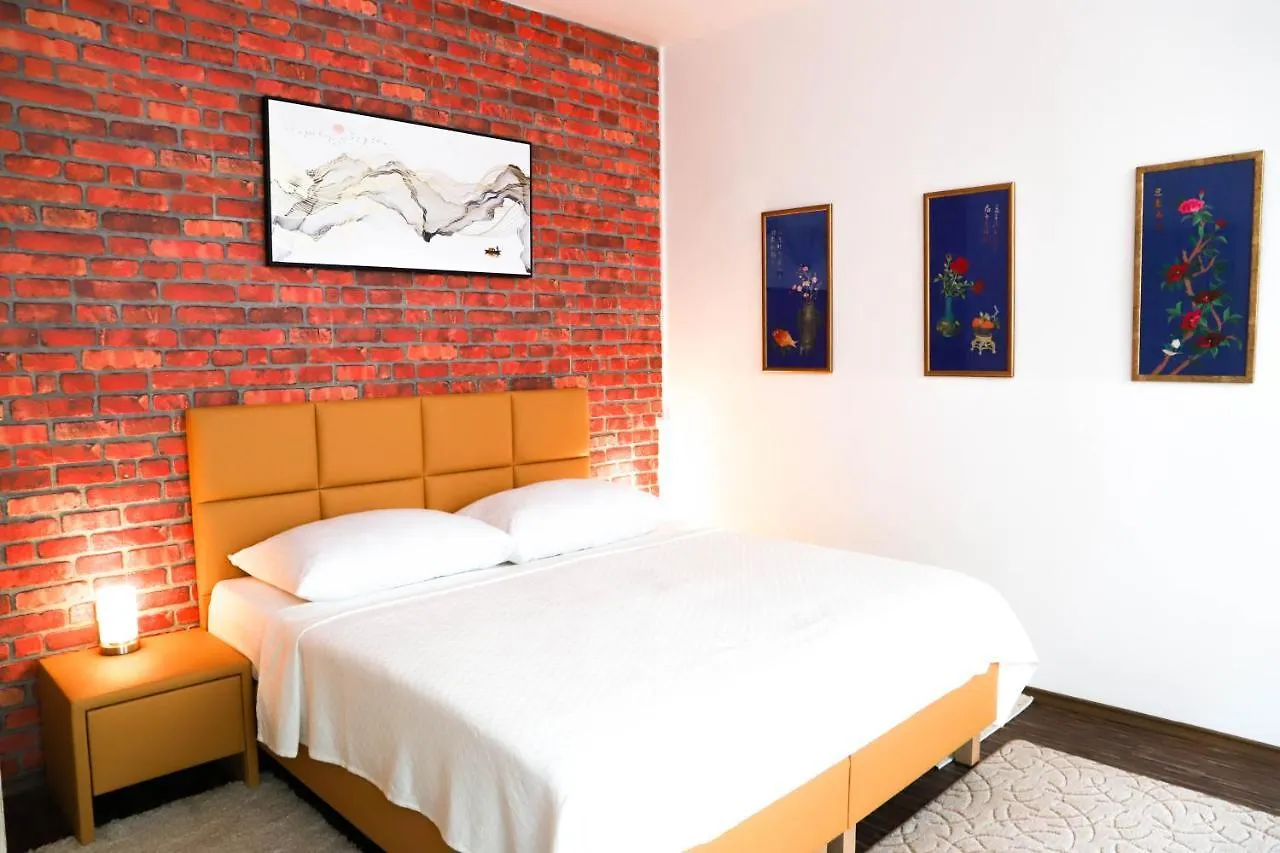 «Go West» Guest Rooms Wien