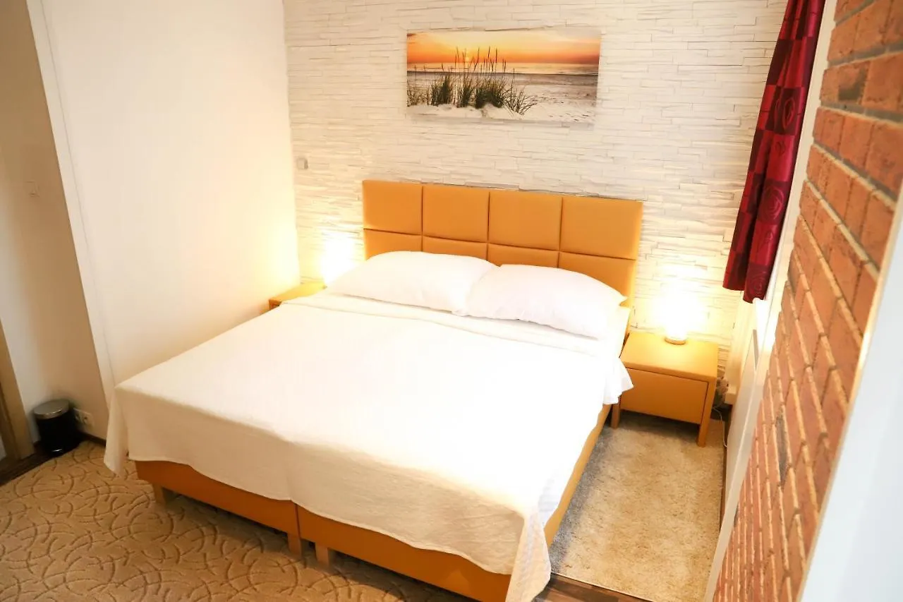 Hostel «Go West» Guest Rooms Wien